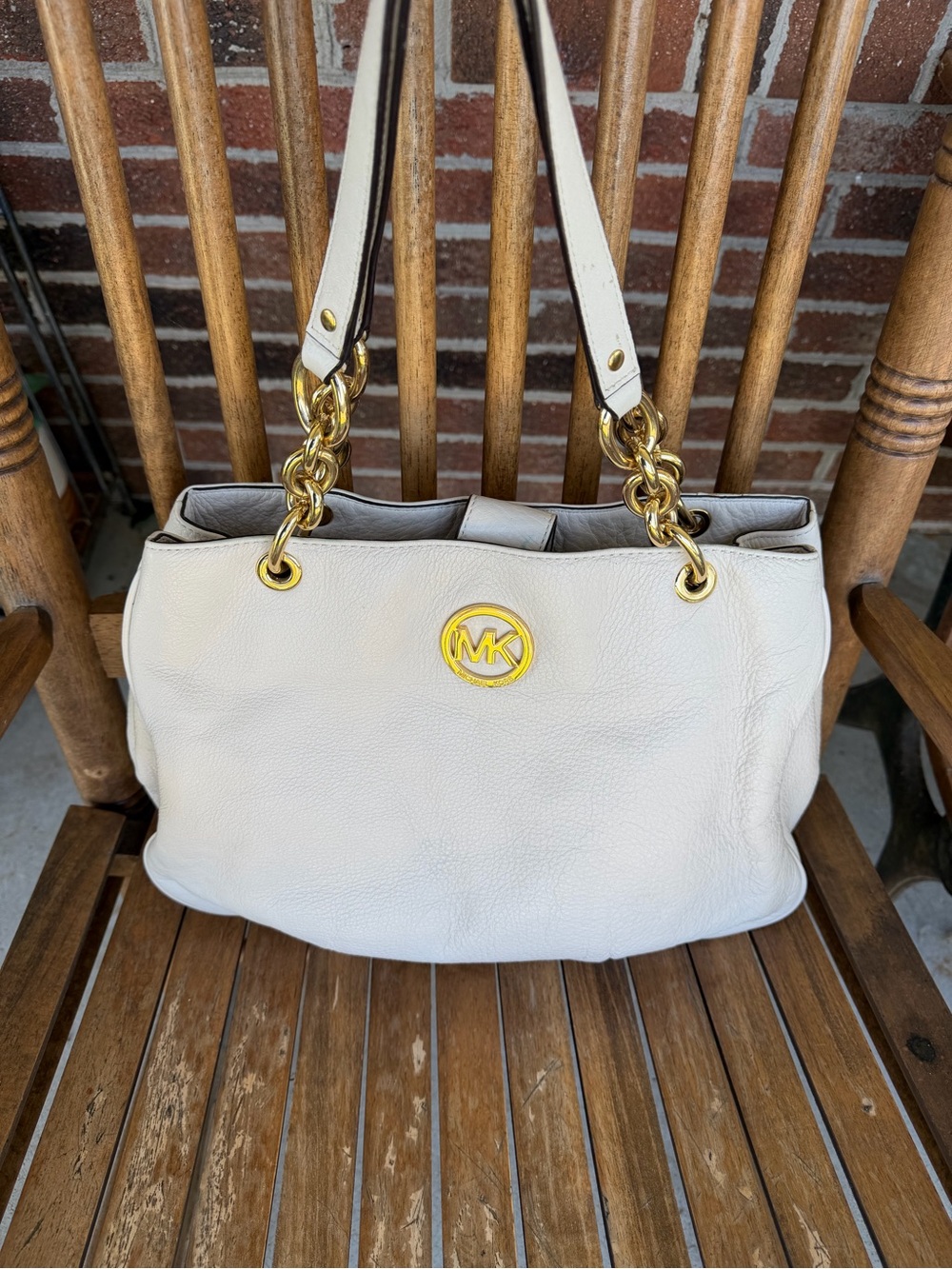 Authentic Michael Kors Fulton bag with gold chain strap
